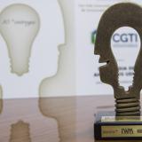 Trofeo del premio de la revista InnovationWeek 2017